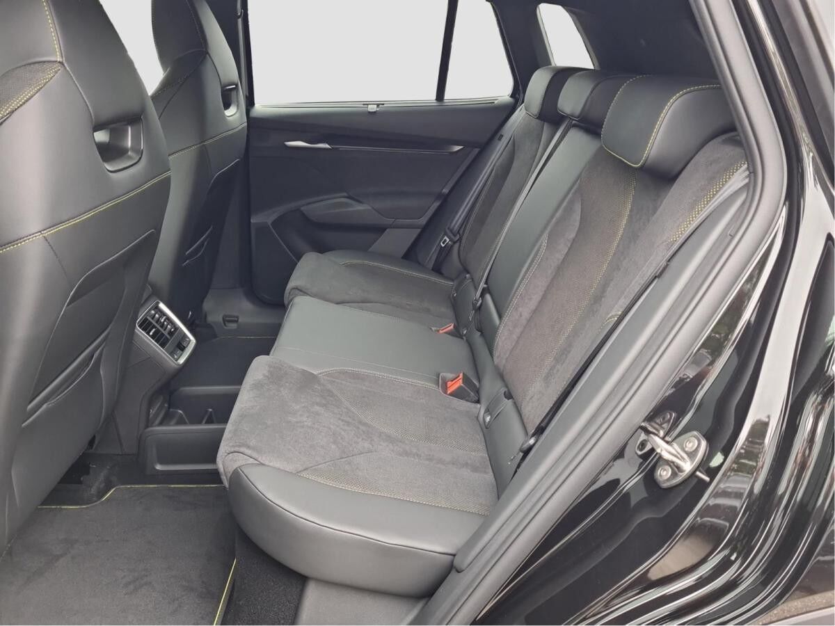 Skoda Elroq RS 4x4 Matrix AHK WPumpe 360°