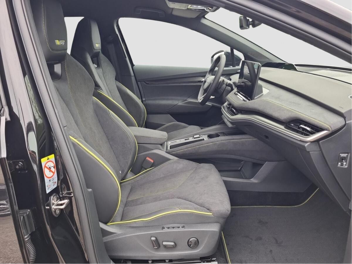 Skoda Elroq RS 4x4 Matrix AHK WPumpe 360°