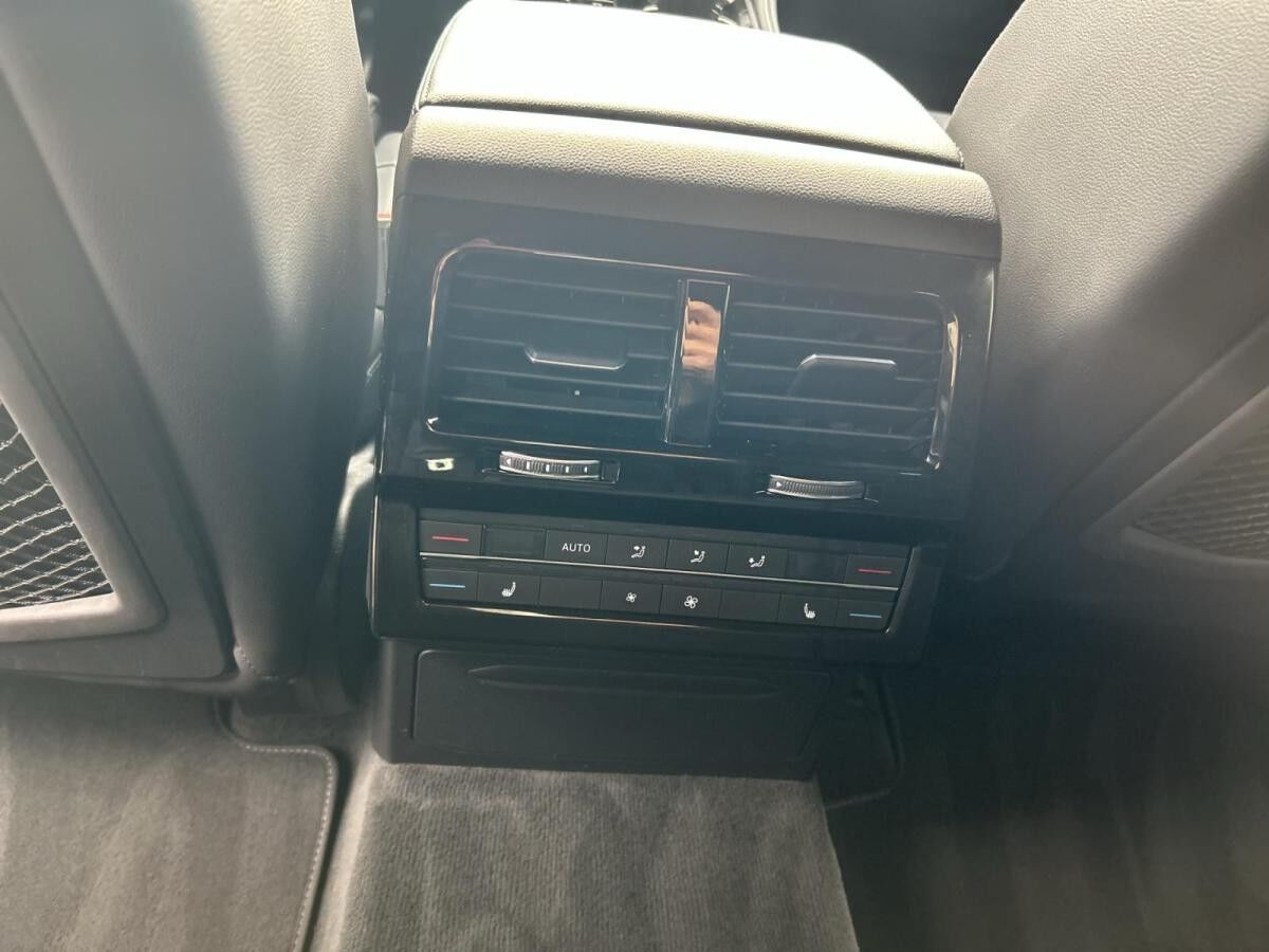 Volkswagen Touareg R-Line HUD AHK ACC IQ