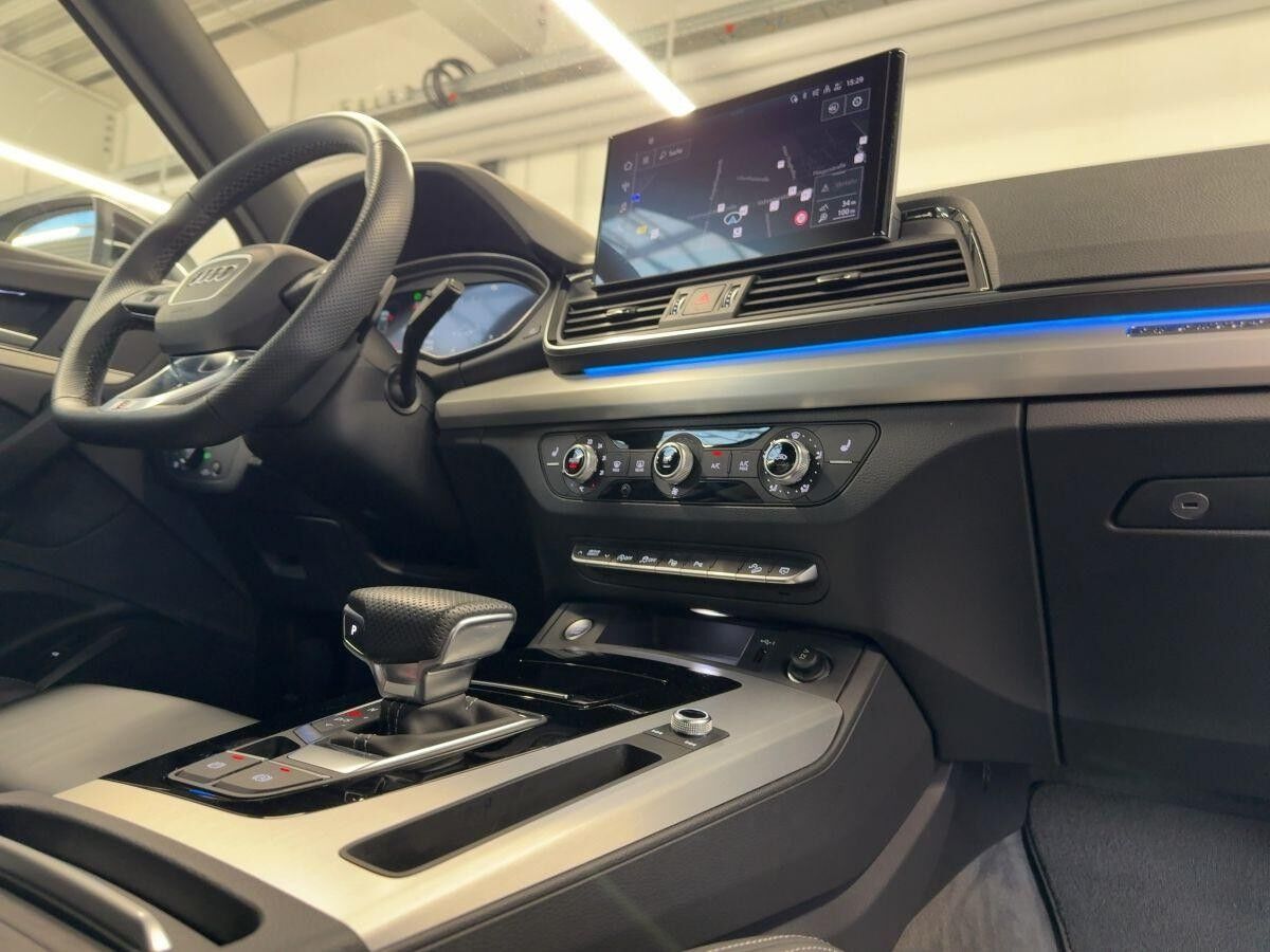 Audi Q5 S line 40 TDI quattro Pano Kamera Leder virtual