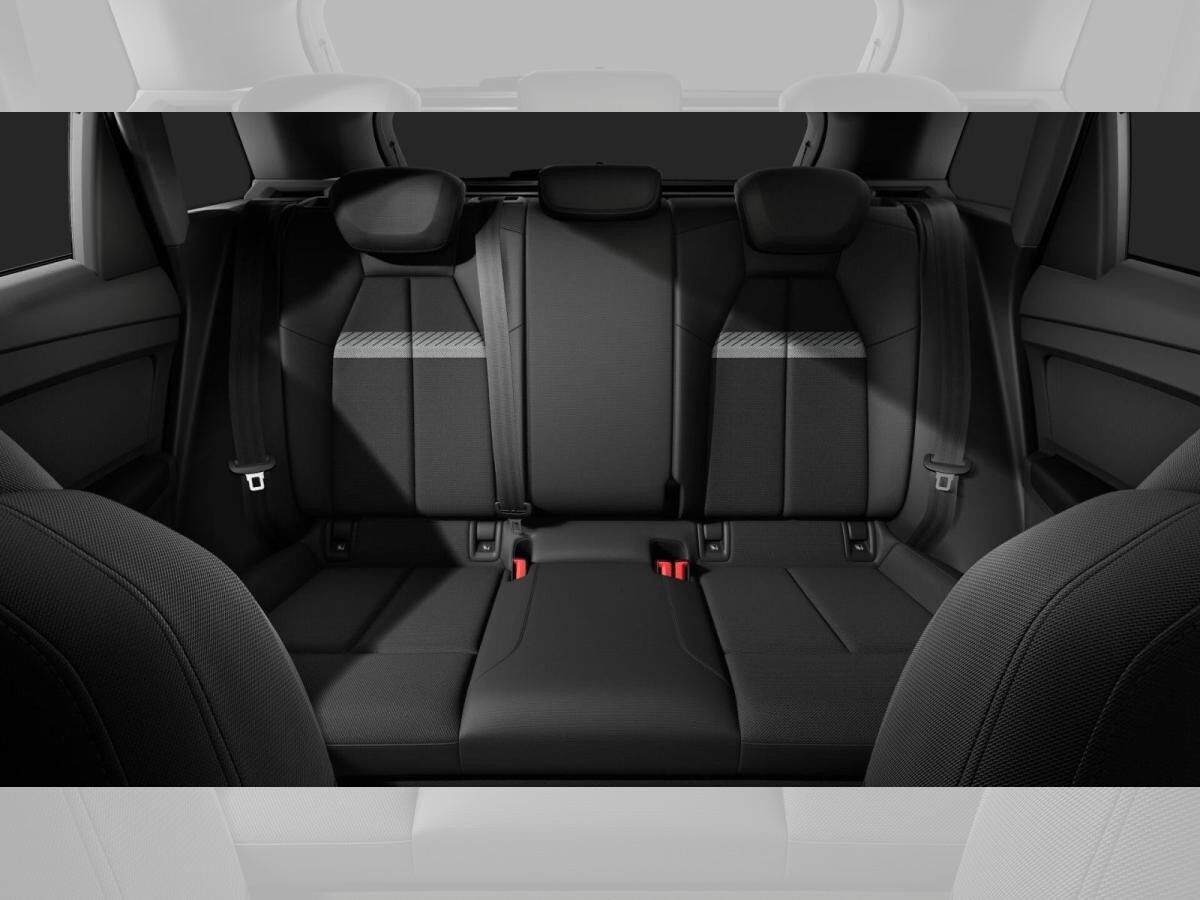 Audi Q4 e-tron 45 210 kW LED AHK Navi Shz PDC - Plus