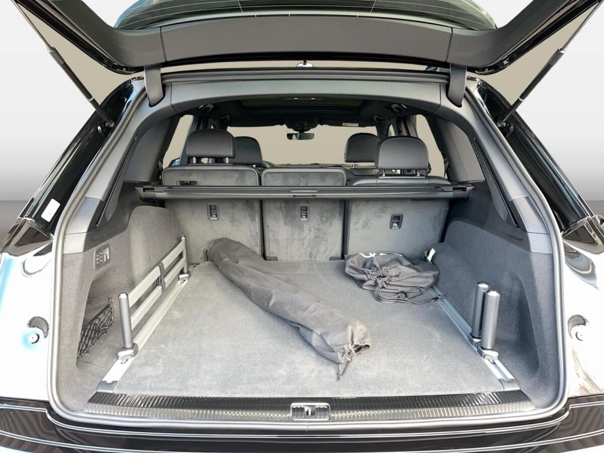 Audi Q7 SUV S line business TFSI e quattro tiptronic
