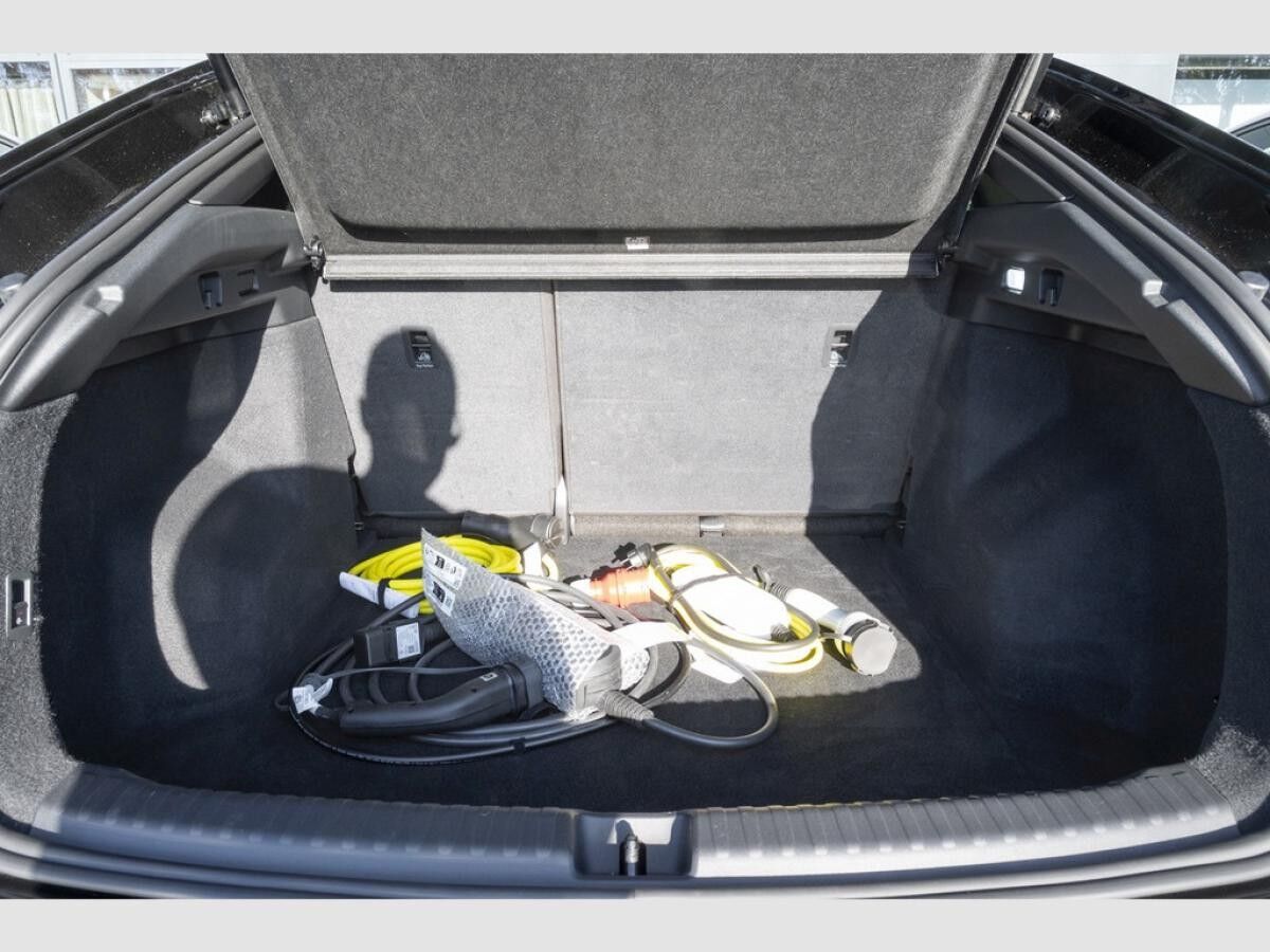 Audi Q4 e-tron Sportback 55 qu. 2xS line Edition/Matrix/360°/SONOS/ACC/Wärm