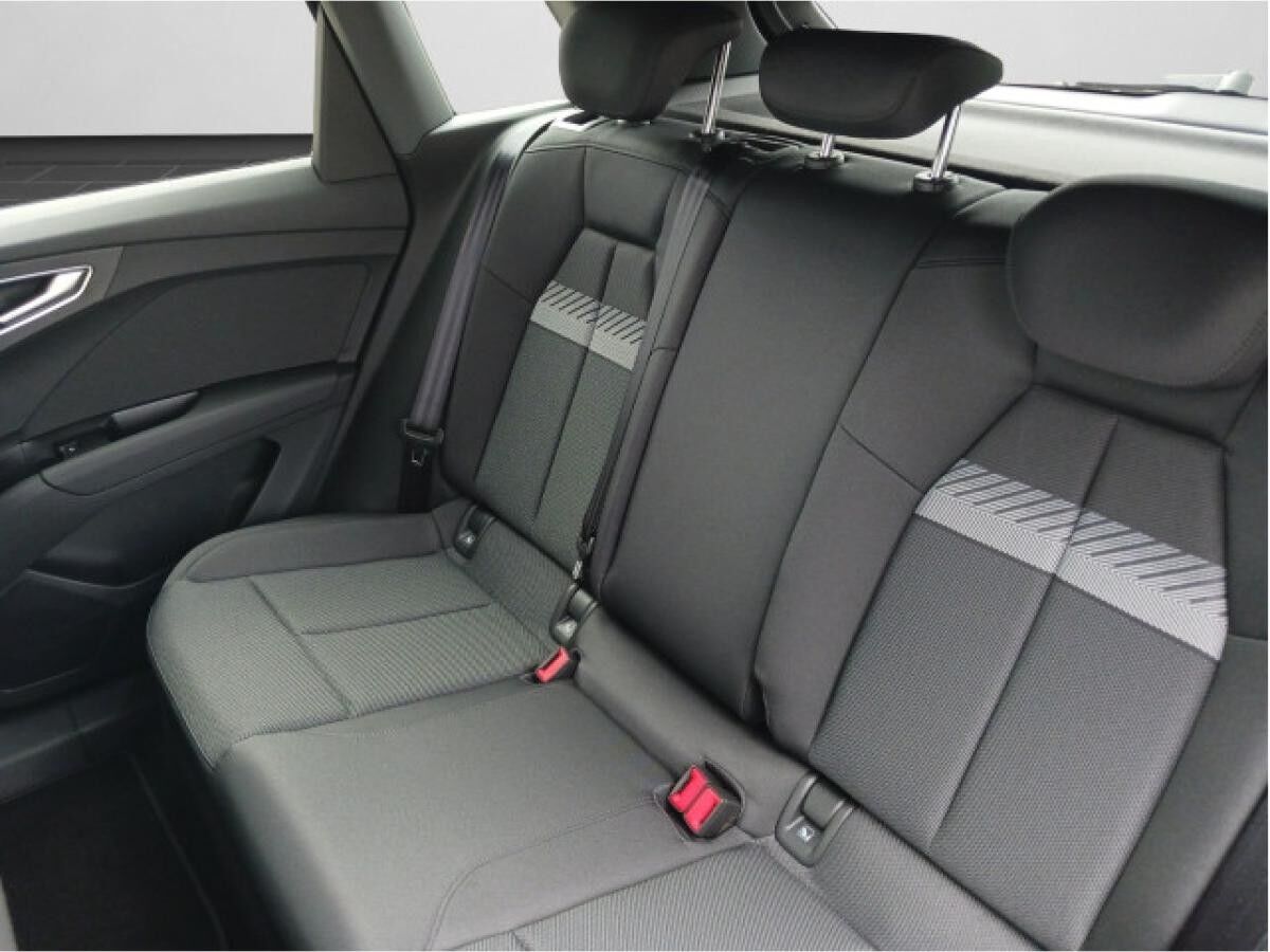 Audi Q4 e-tron 45 e-tron quattro 210 kW