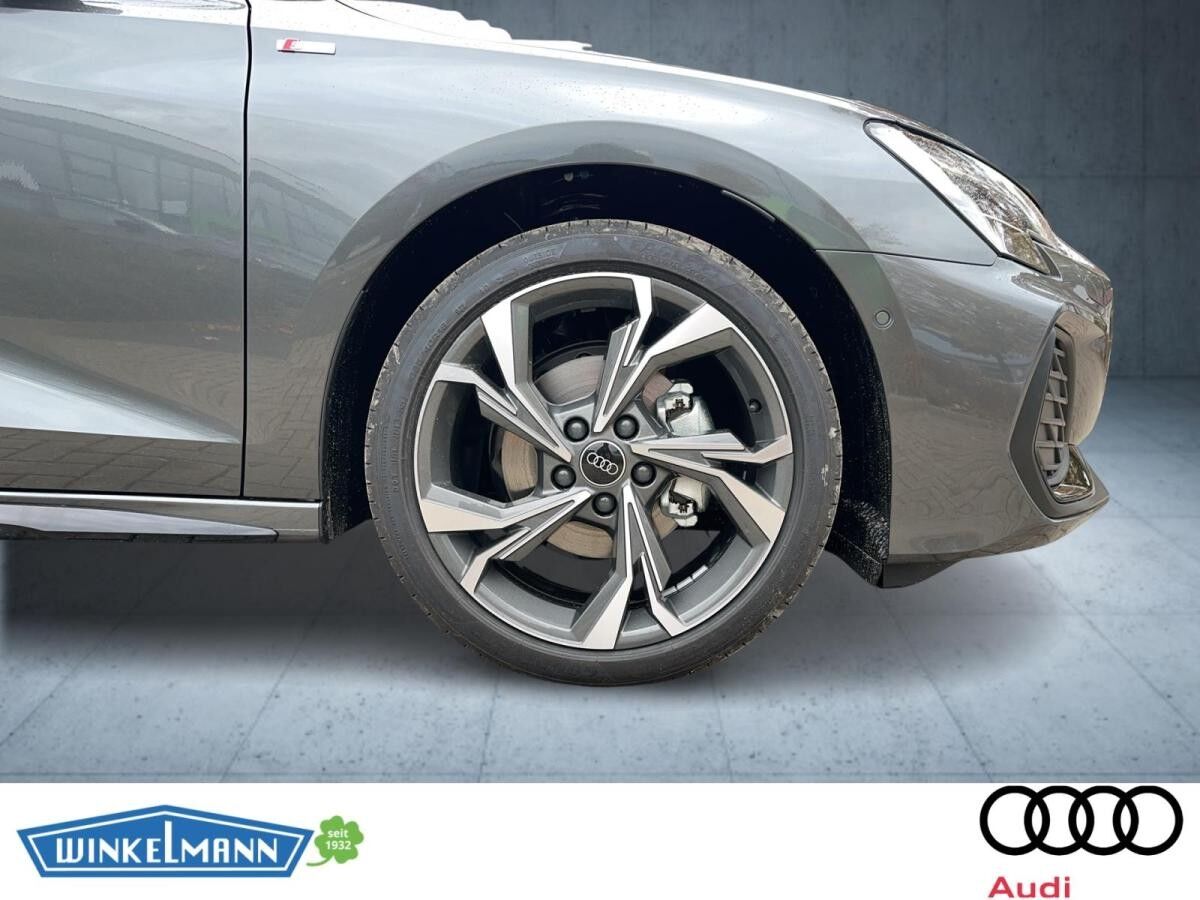 Audi A3 Sportback  S-tronic S LINE AHK MATRIX *SOFORT VERFÜGBAR!**