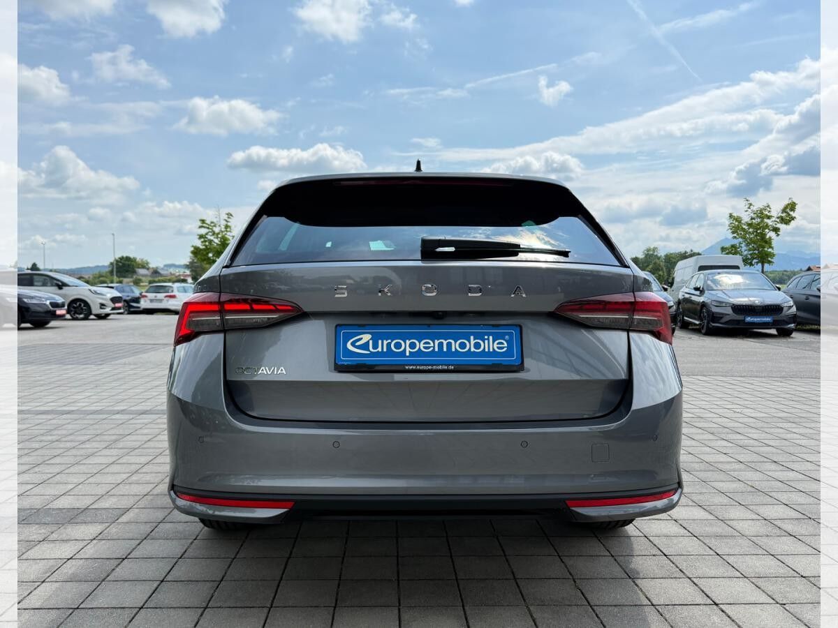 Skoda Octavia Combi SELECTION 2025 1.5 TSI mHEV 110kW DSG (UVP 45.772€/KW15/26) NAV/AHK/EASY.OPEN/ASSISTENZ/KAM/5J