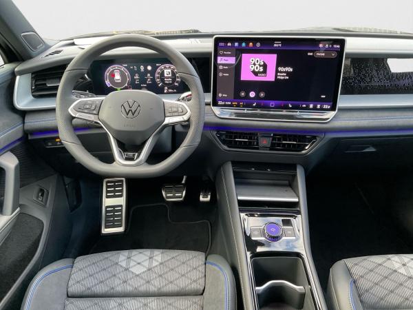 Volkswagen Tayron R-Line 2.0 TSI 4MOTION DSG AHK 360° Navi