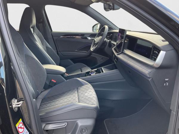 Volkswagen Tayron R-Line 2.0 TSI 4MOTION DSG AHK 360° Navi