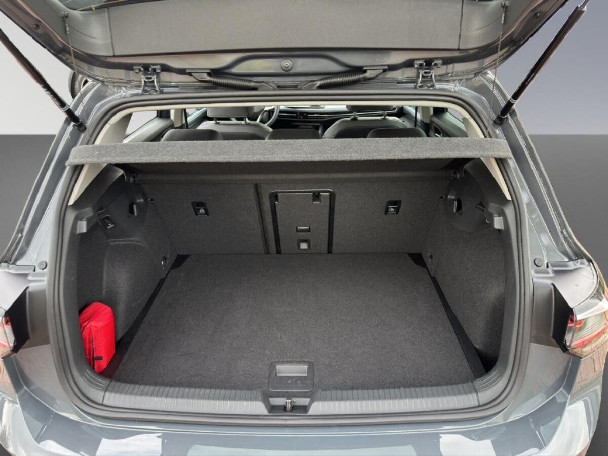 Volkswagen Golf VIII