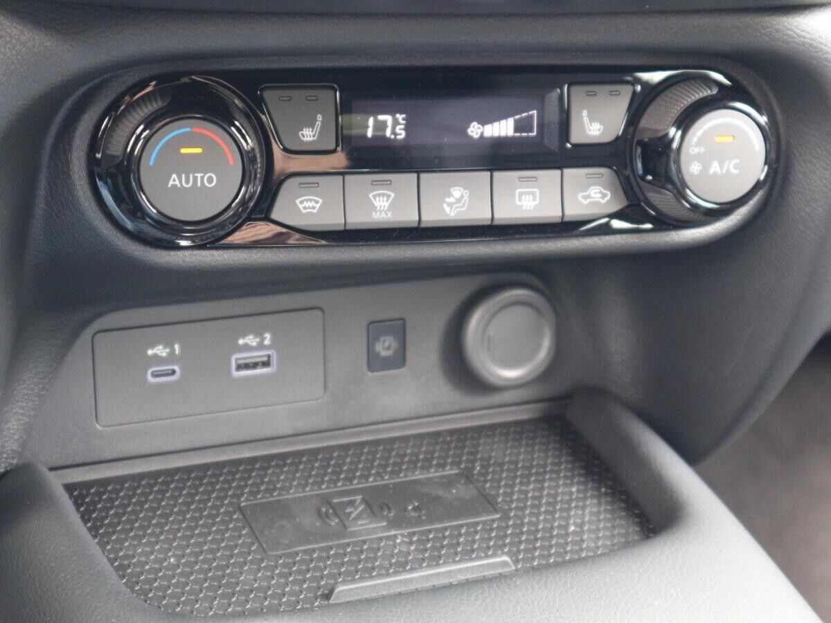 Nissan Juke N-CONNECTA 1.6 HYBRID 4AMT Winterräder inkl