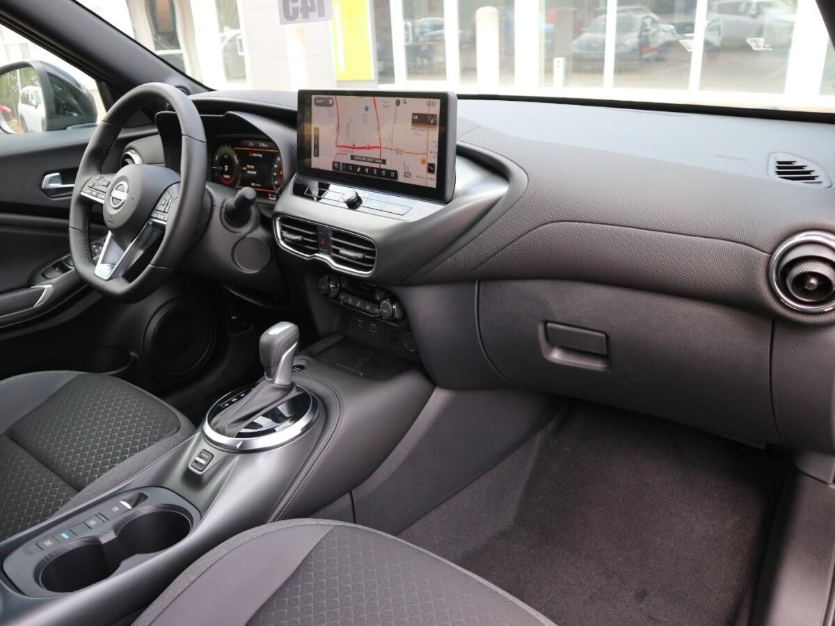 Nissan Juke N-CONNECTA 1.6 HYBRID 4AMT Winterräder inkl