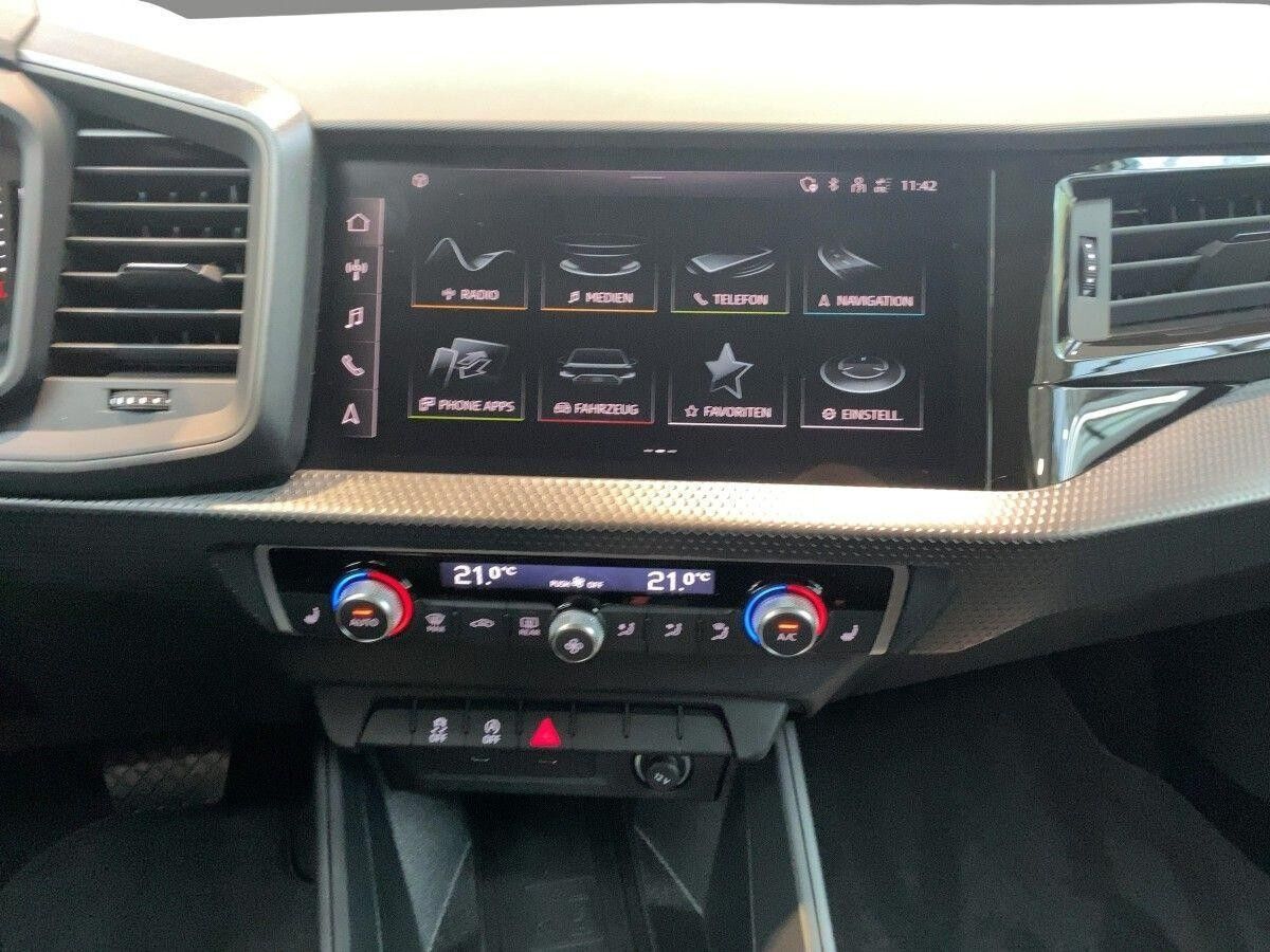 Audi A1 Sportback 30 TFSI S tronic LED PDC SHZ APP