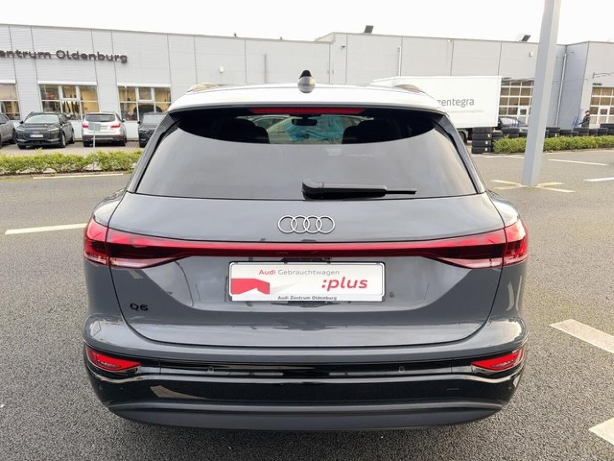 Audi Q6 e-tron TECH+MATRIX LED