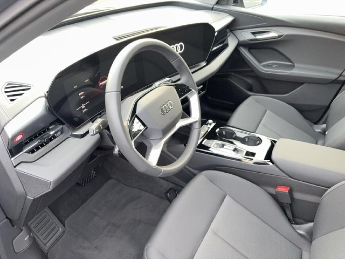 Audi Q6 e-tron TECH+MATRIX LED