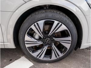 Audi Q8 e-tron 50 e-tron S line quattr NAVI MATRIX UVP 99540 0,25% Versteuerung