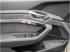 Audi Q8 e-tron 50 e-tron S line quattr NAVI MATRIX UVP 99540 0,25% Versteuerung
