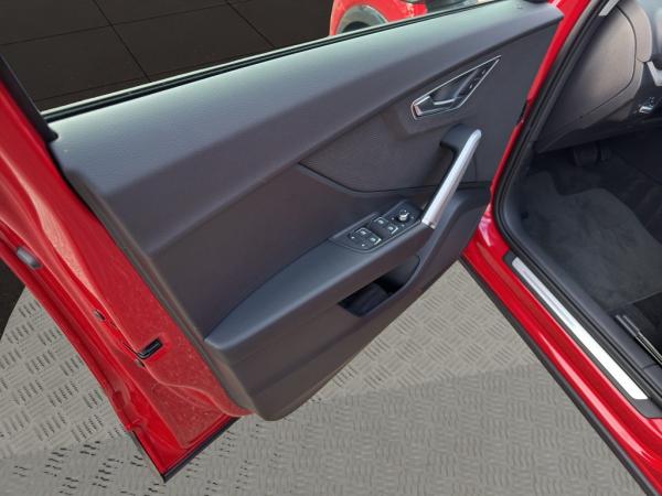 Audi Q2 Advanced 35TDI S-Tr. Navi AHK MatrixLED