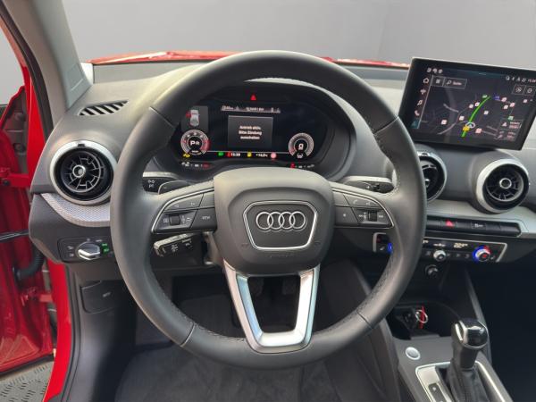 Audi Q2 Advanced 35TDI S-Tr. Navi AHK MatrixLED