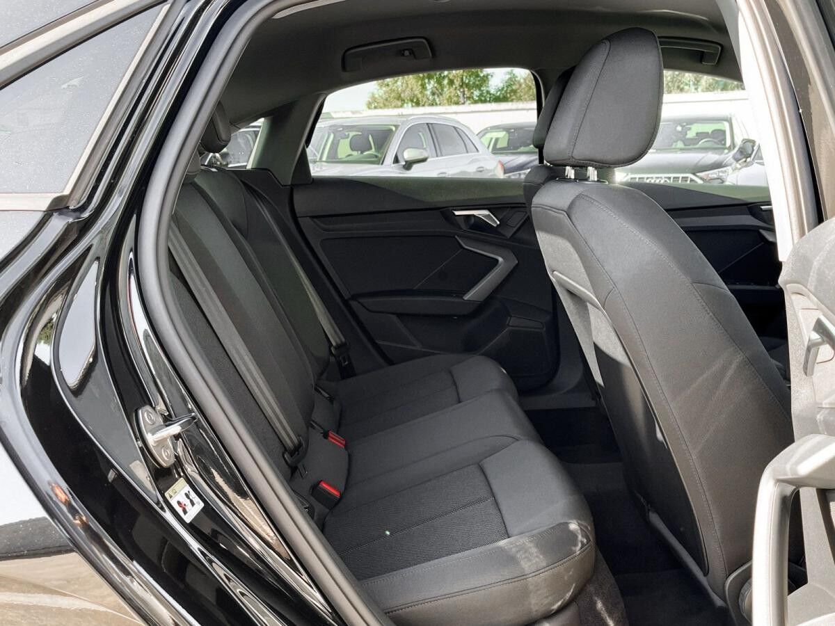 Audi A3 Limousine 35 TDI S tronic Kamera LED Navi Virtual