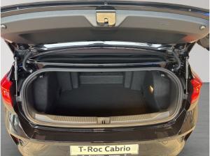 Volkswagen T-Roc Cabriolet R-Line 1.5 l TSI OPF 110 kW (150 PS) 7-Gang-Doppelkupplungsgetriebe DSG