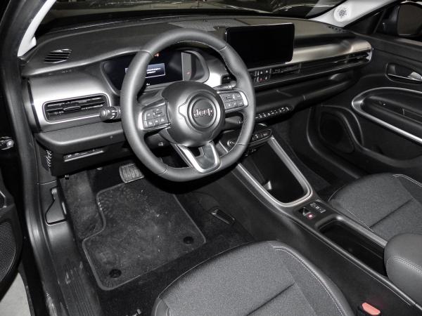 Jeep Avenger Altitude Winter Paket 17 Zoll AWR LED