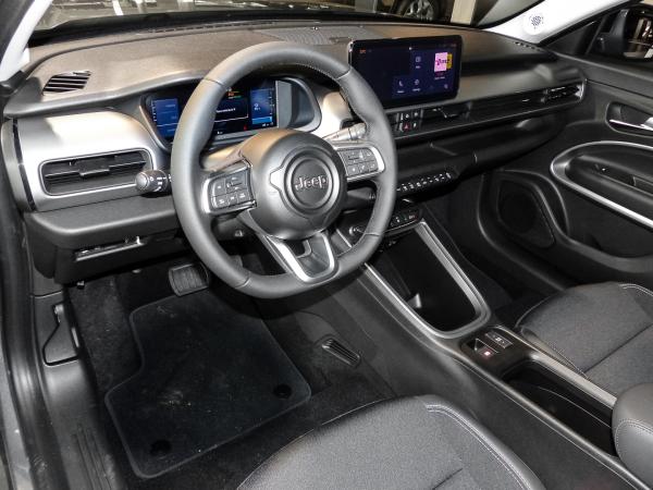 Jeep Avenger Altitude Winter Paket 17 Zoll AWR LED