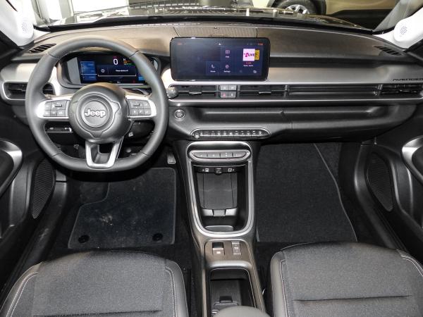 Jeep Avenger Altitude Winter Paket 17 Zoll AWR LED