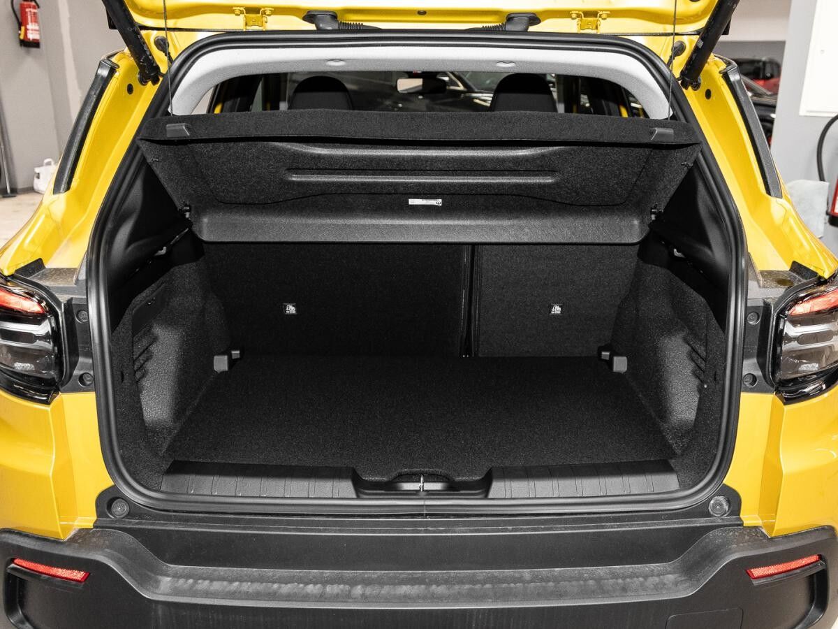 Jeep Avenger Altitude Winter Paket 17 Zoll AWR LED