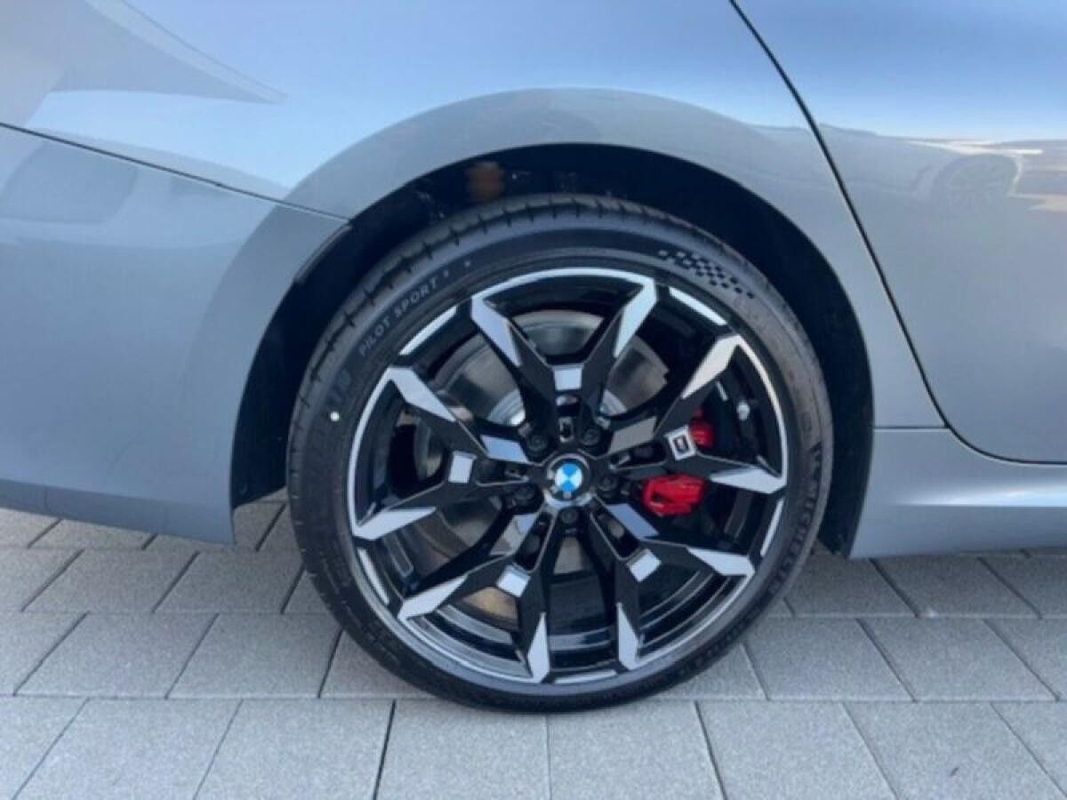 BMW 330 e Touring *0,5 % Versteuerung*sofort Verfügbar*