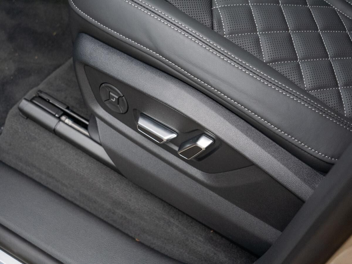 Audi Q8 SUV S line business TDI quattro