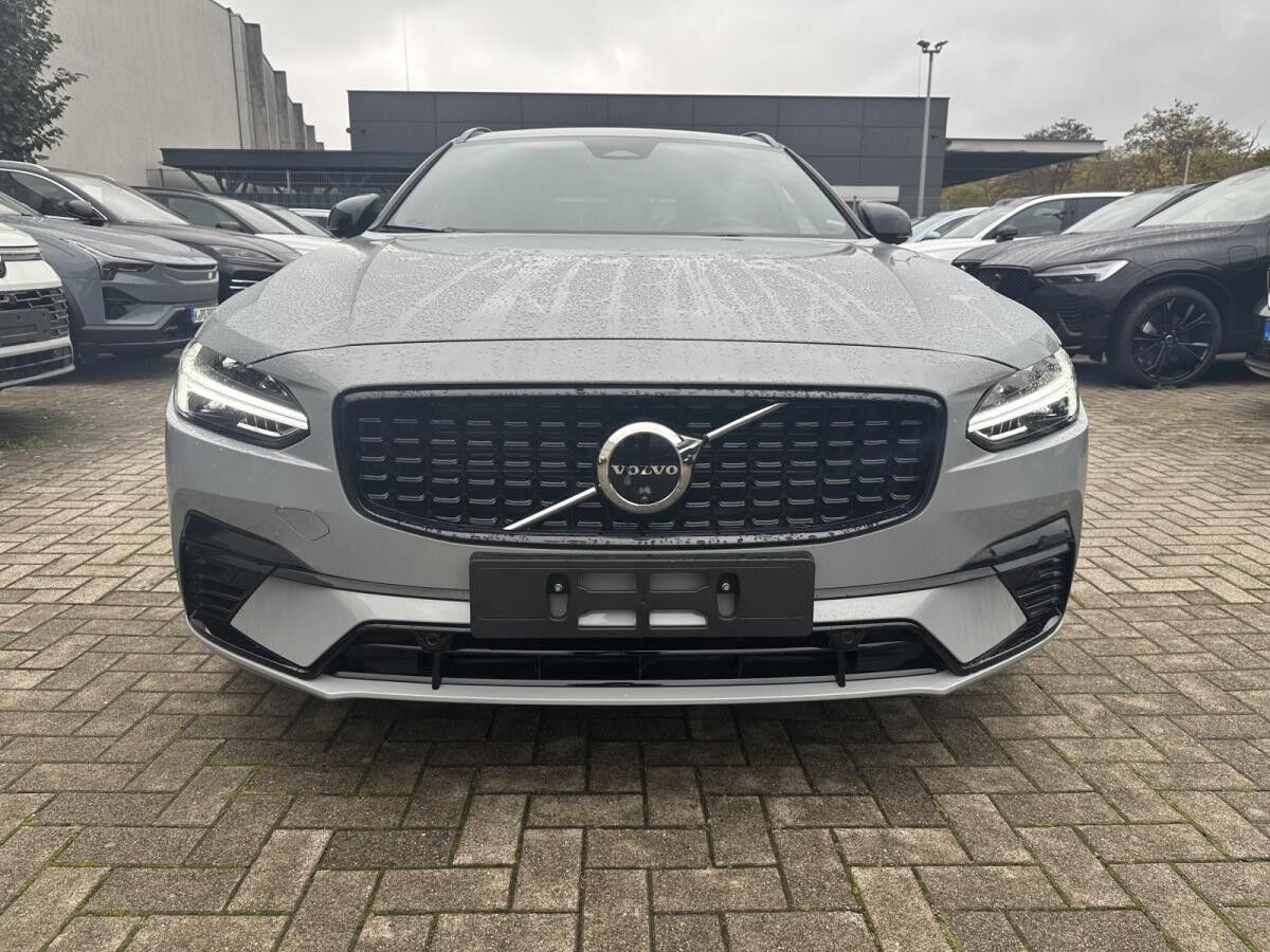 Volvo V90 T8 Plug-in Hybrid AWD Plus Dark*360°