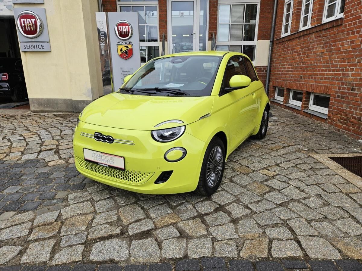 Fiat 500e Icon - sofort verfügbar - Komfort Paket - verschiedene Farben