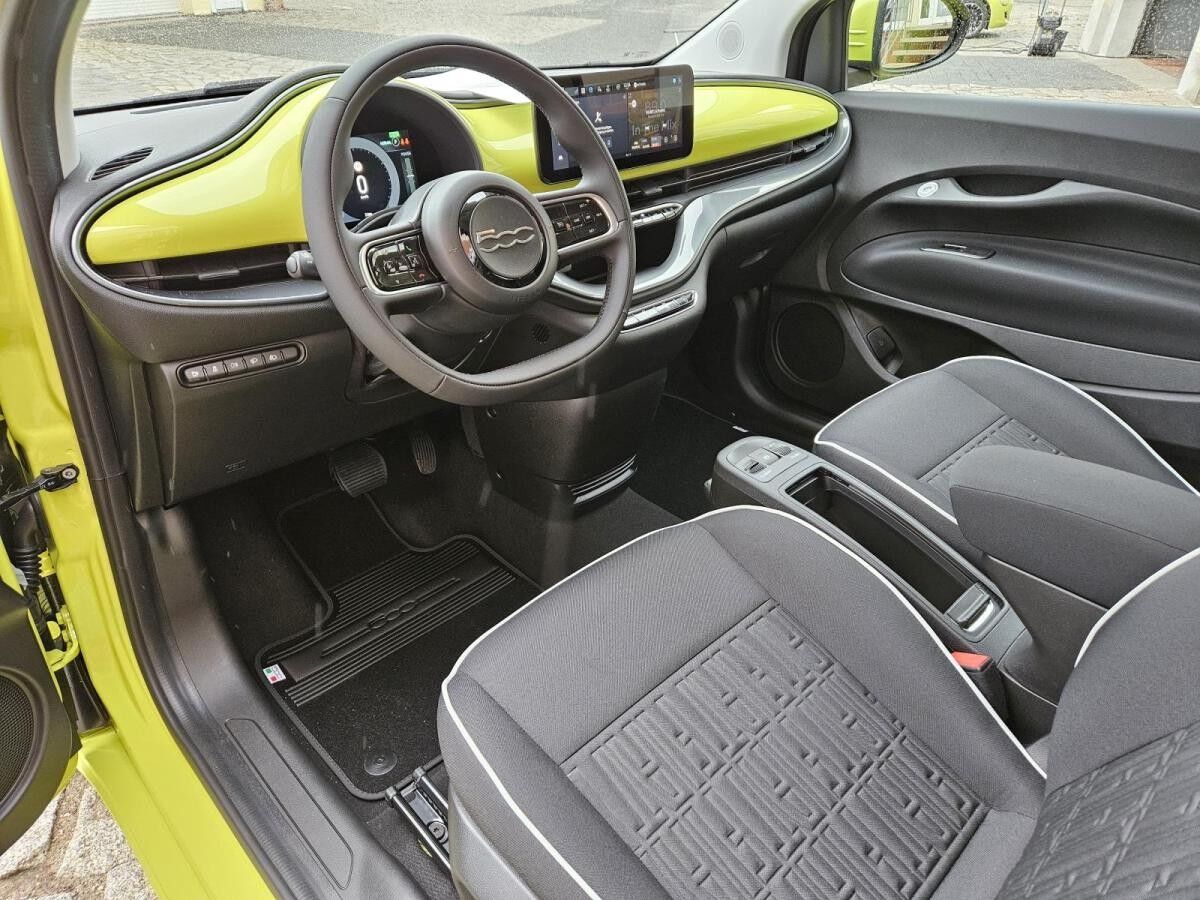 Fiat 500e Icon - sofort verfügbar - Komfort Paket - verschiedene Farben