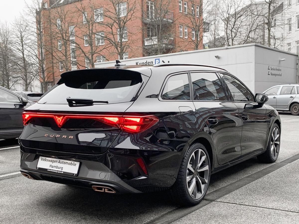 Cupra Leon Sportstourer VZ 1.5 e-HYBRID DSG Matrix