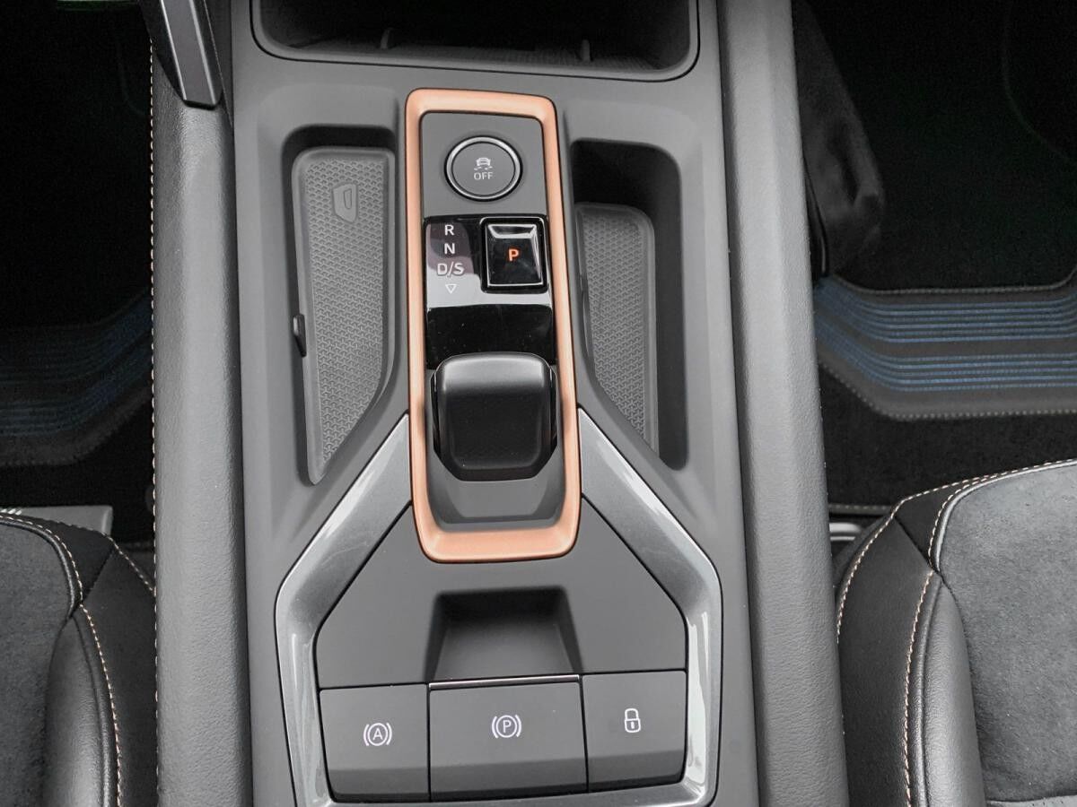 Cupra Leon Sportstourer VZ 1.5 e-HYBRID DSG Matrix