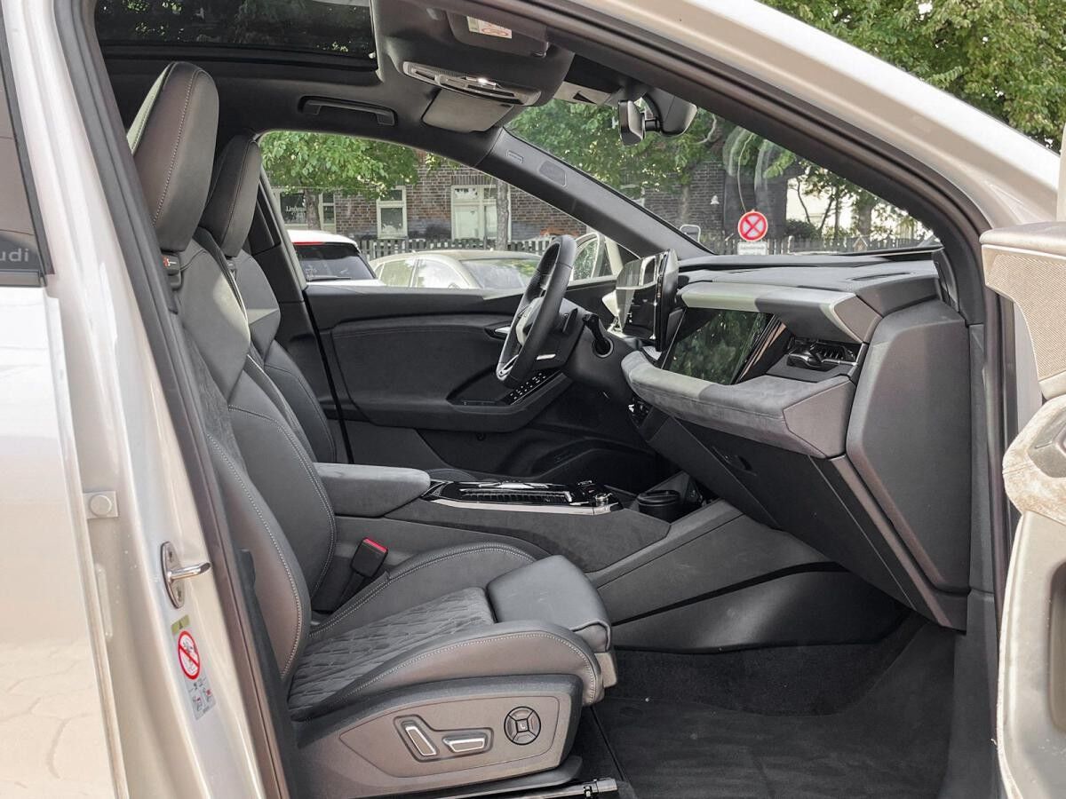 Audi Q6 e-tron performance S line Pano LED Plus