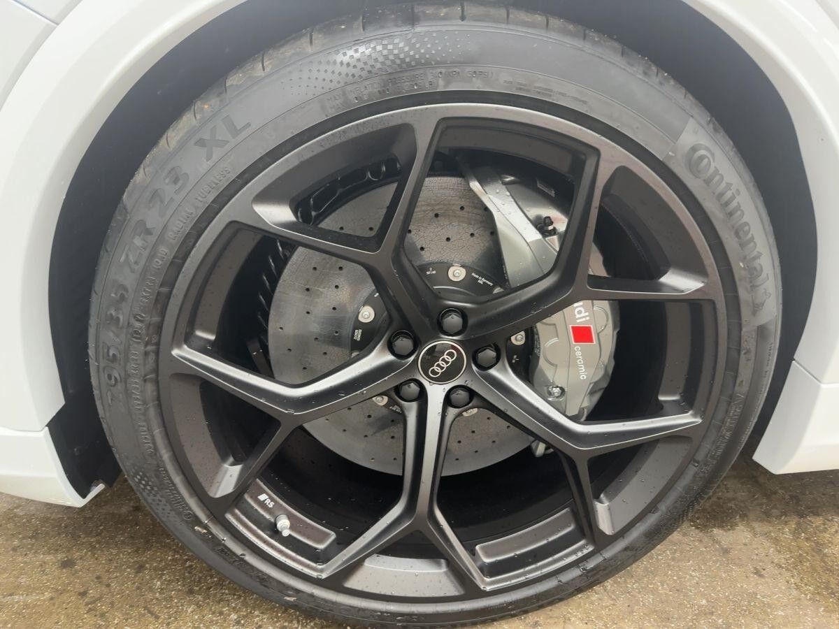 Audi RS Q8 SUV performance tiptronic AKTIONSPREIS Audi RS Q8 SUV performance tiptronic AKTIONSPREIS