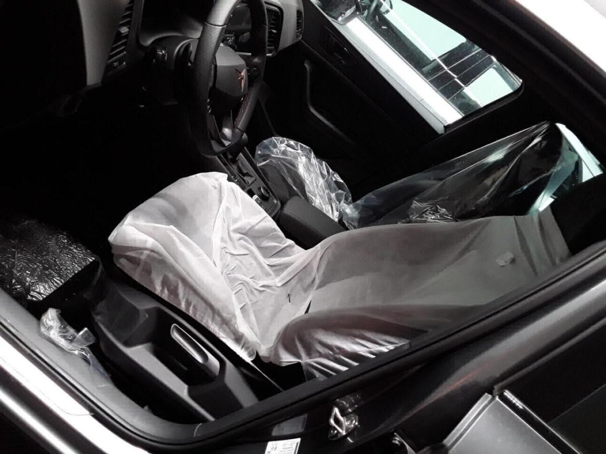 Cupra Ateca 2.0 TSI 230V AHK el.Heck beats Pano LenkHzg