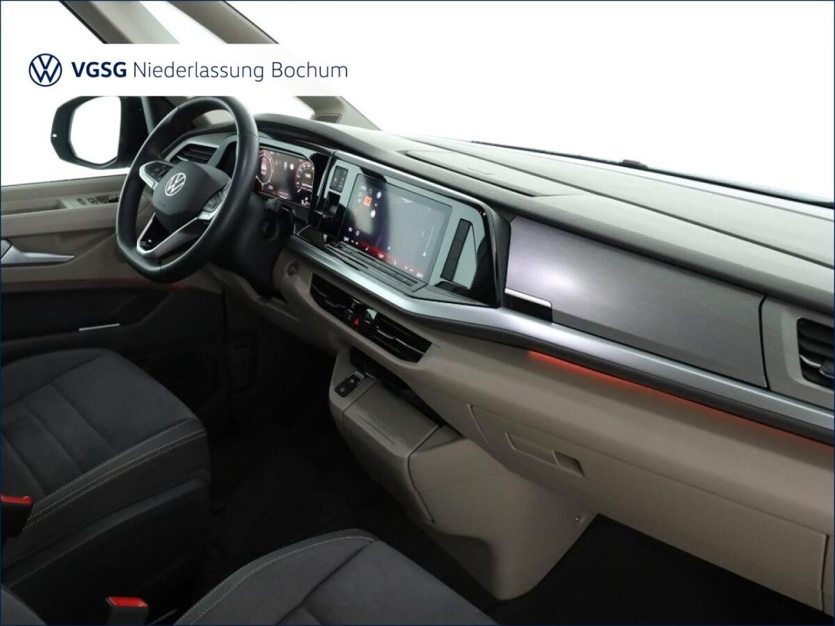 Volkswagen Multivan Life Lang AHK ACC Kamera Gute-Nacht-Paket