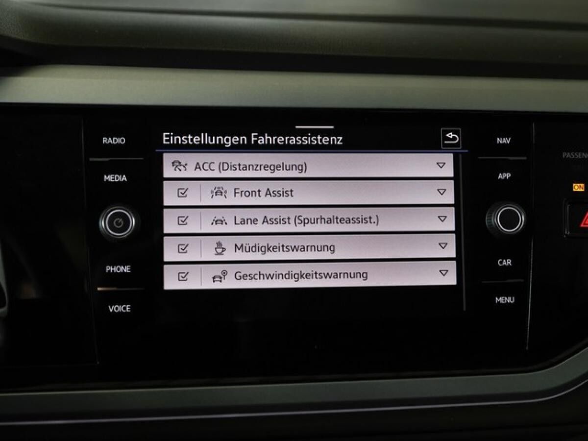 Volkswagen Taigo 1,5TSI DSG Goal ACC R-Kamera LED Parkpilot 17" Sitzheiz.