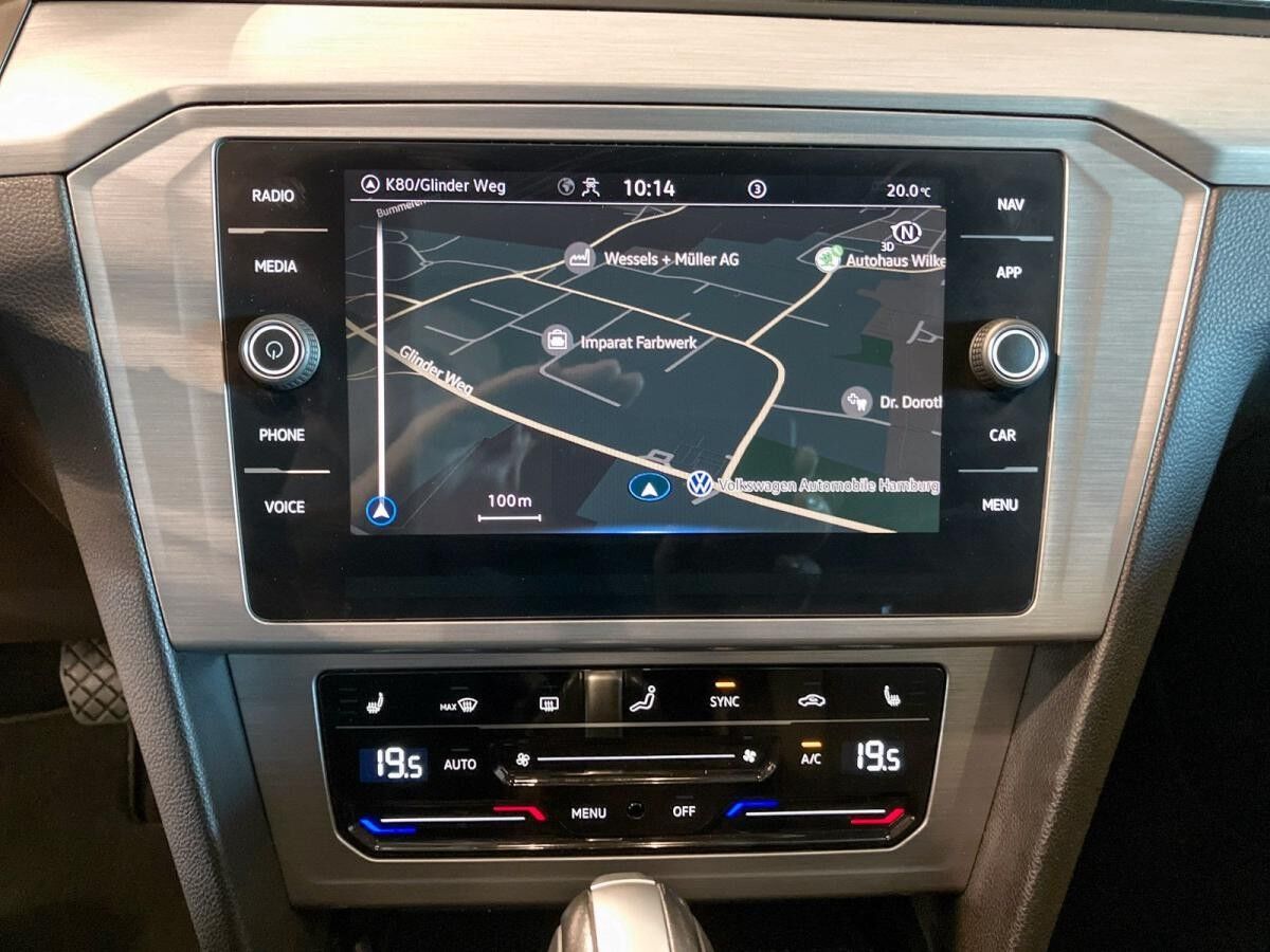 Volkswagen Passat Variant 1.5 TSI DSG Ganzjahresreifen Rear View AppConnect