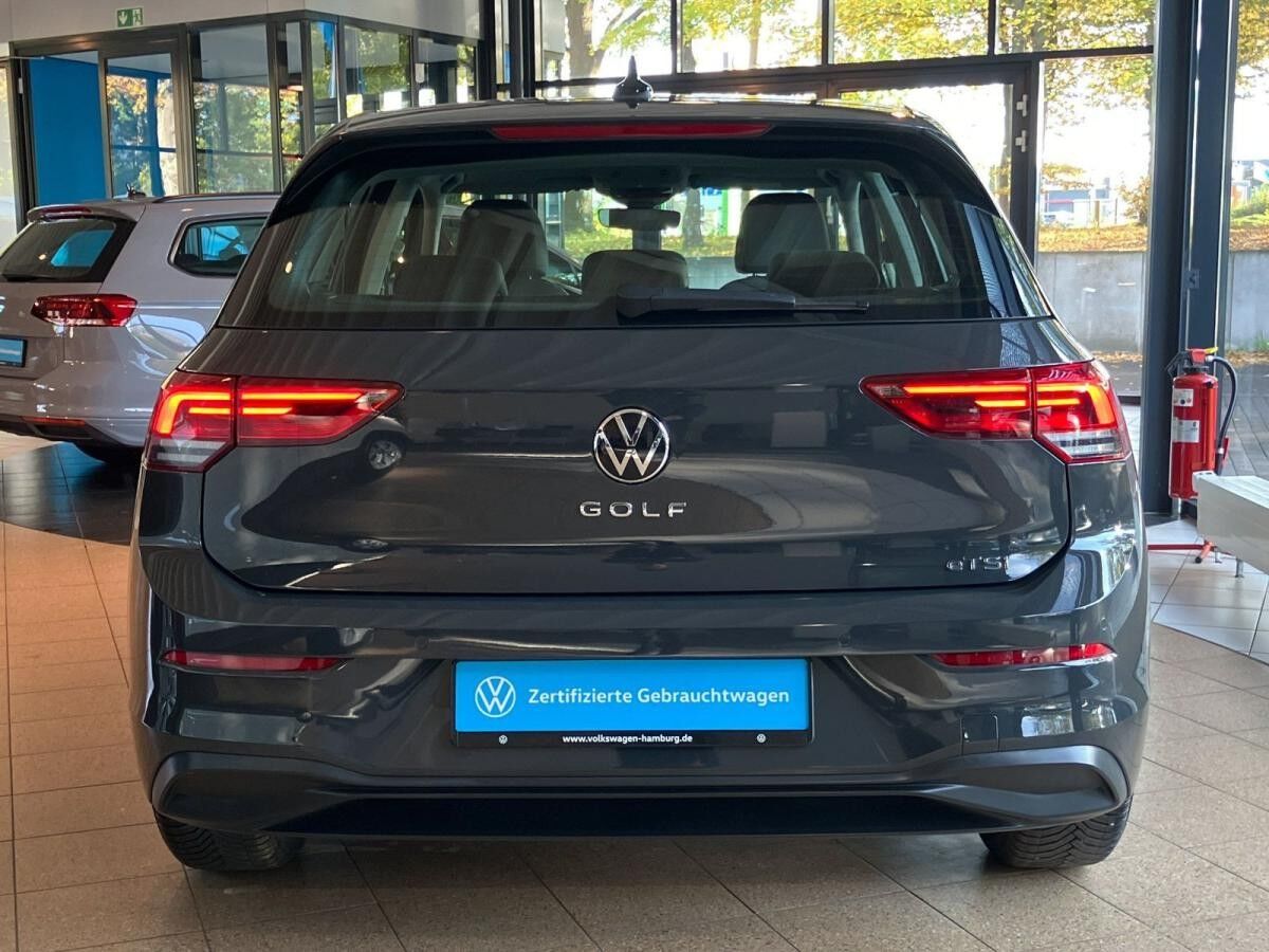 Volkswagen Golf VIII 1.5 TSI Life DSG AppConnect LED Einparkhilfe