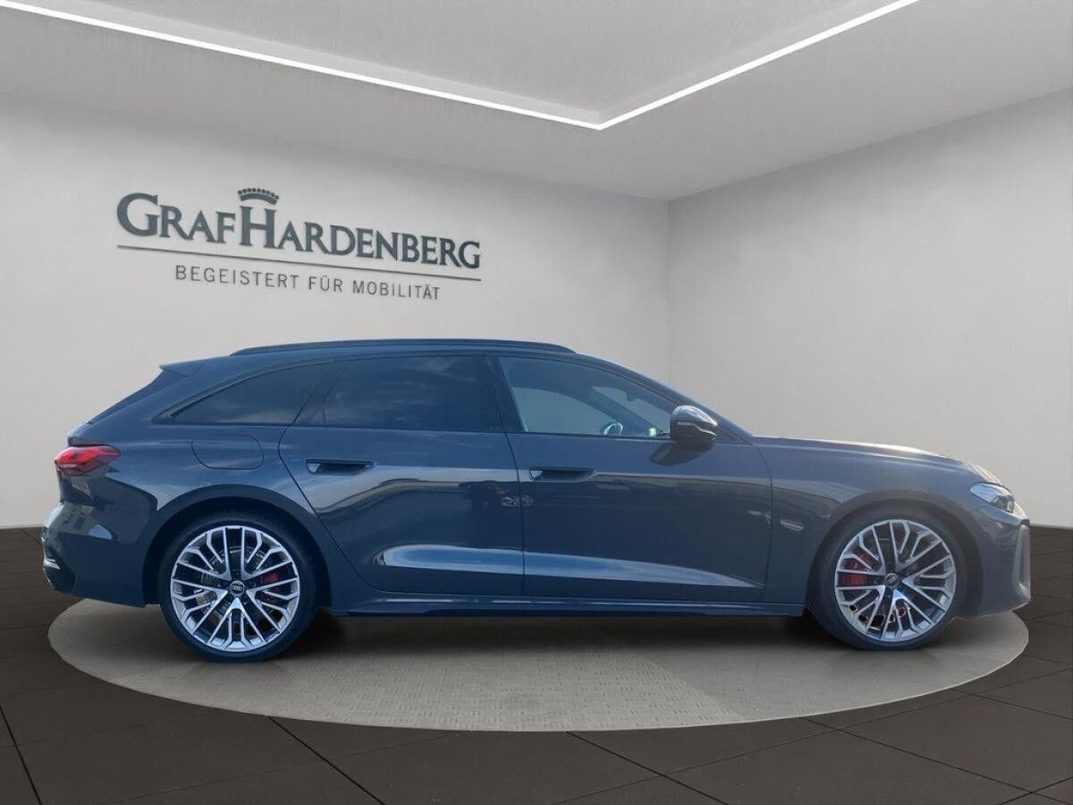 Audi A5 Avant 2.0 TFSI qu. S line / SOFORT VERFÜGBAR !