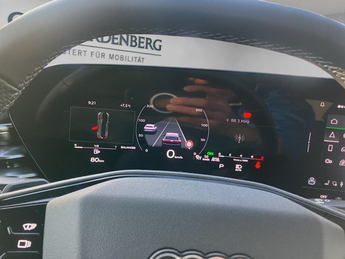 Audi A5 Avant 2.0 TFSI qu. S line / SOFORT VERFÜGBAR !