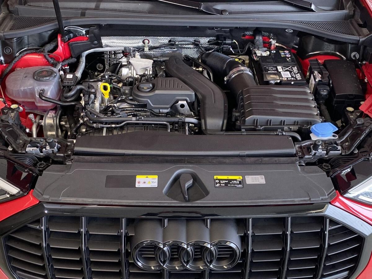 Audi Q3 35 TFSI S line S tronic LED Navi Sound Optik