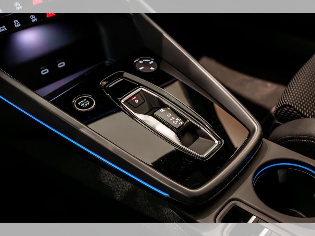 Audi A3 Limousine 35 TDI S line S tronic Navi ACC Cam