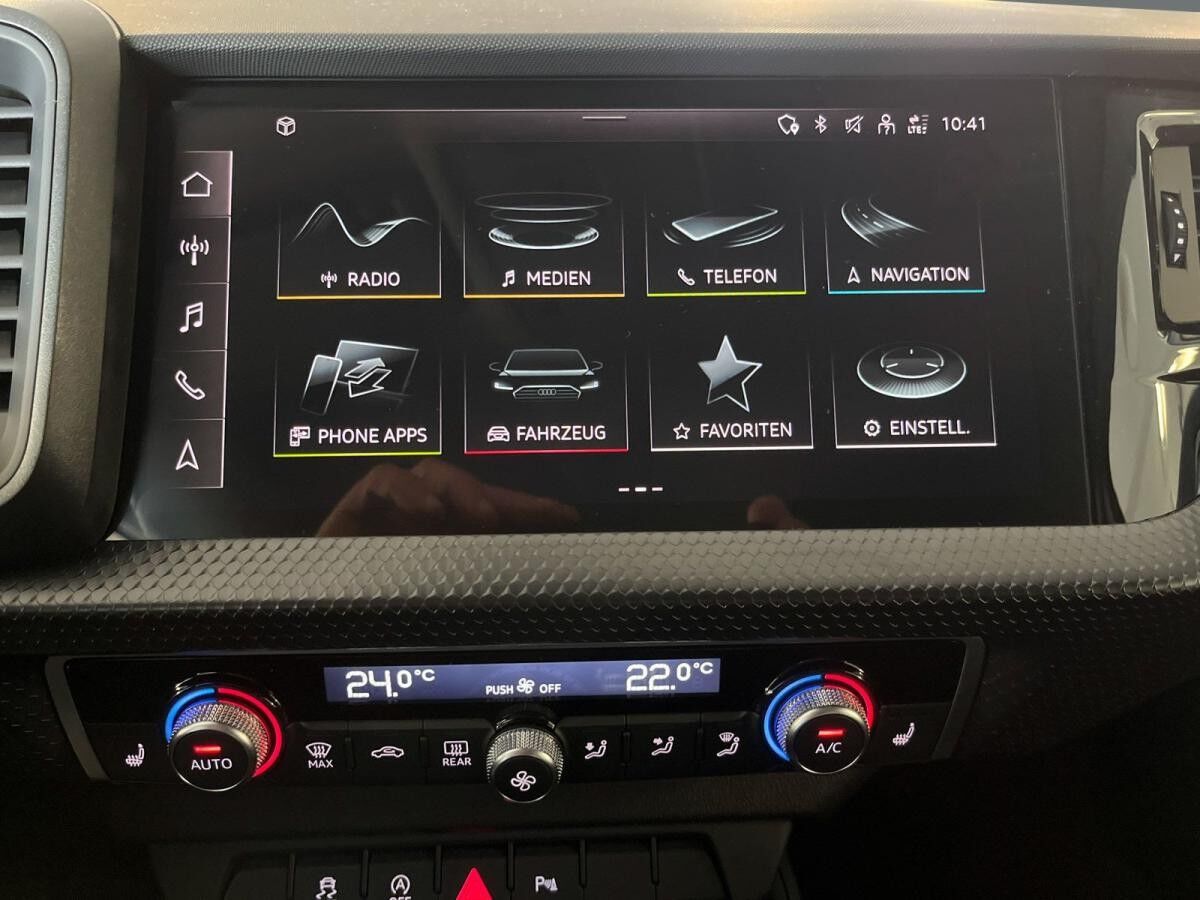 Audi A1 Sportback 25 TFSI S tronic Shzg LED Einparkh.