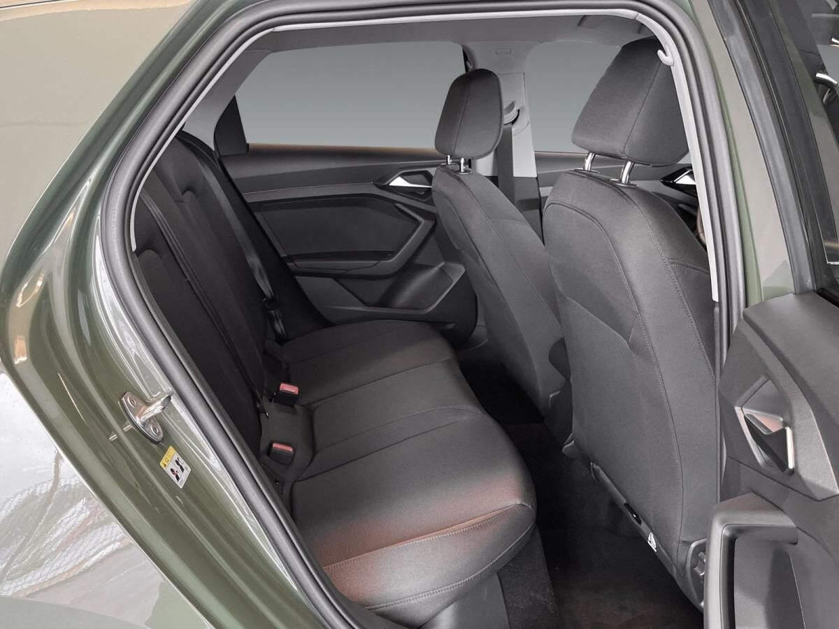 Audi A1 Sportback 25 TFSI S tronic Shzg LED Einparkh.