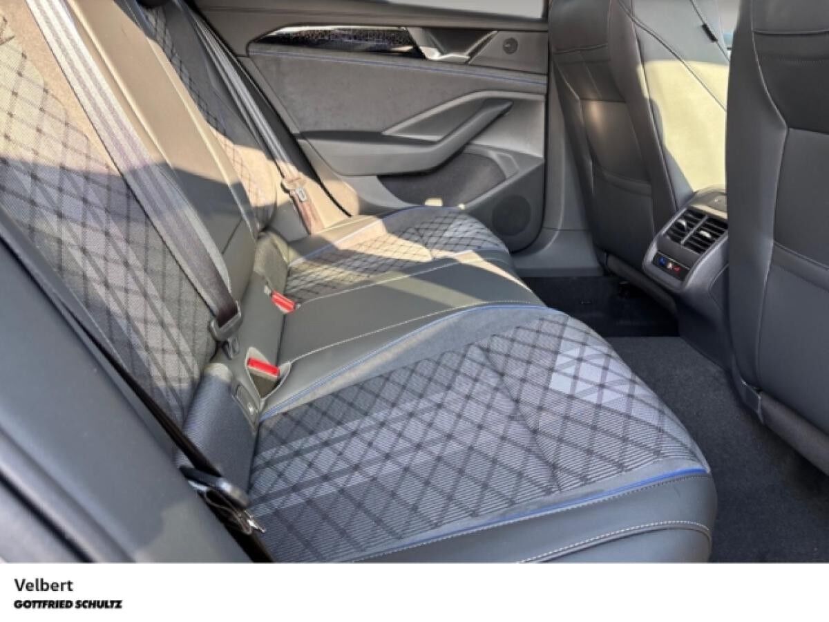 Volkswagen Passat R-Line 2.0 TDI 🔥Herbst DEAL 🔥(Velbert)