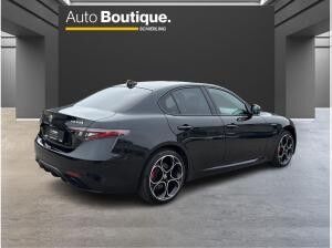 Alfa Romeo Giulia Veloce Q4 2.0 TURBO 16V AT8 (280 PS) /DAB/KAMERA/+